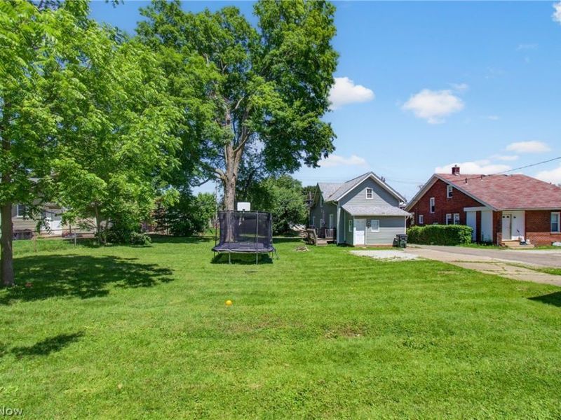 1303 Tremont Avenue SW, Massillon, OH 44647 Photo 21