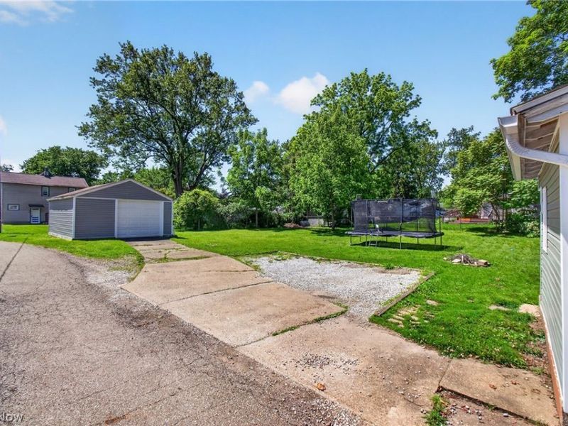 1303 Tremont Avenue SW, Massillon, OH 44647 Photo 22