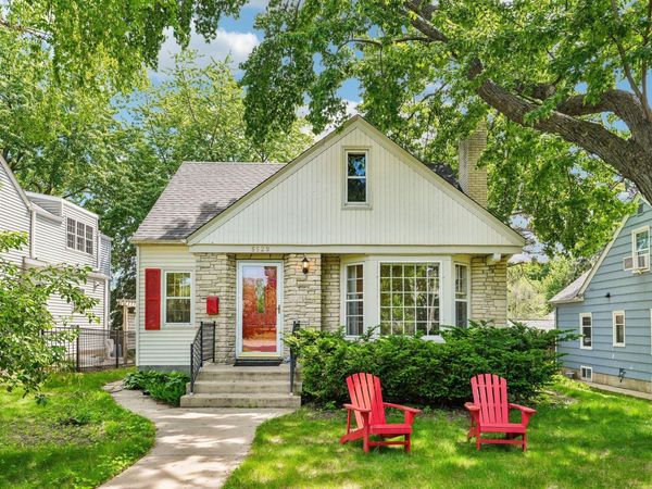 5529 Queen Avenue S, Minneapolis, MN 55410