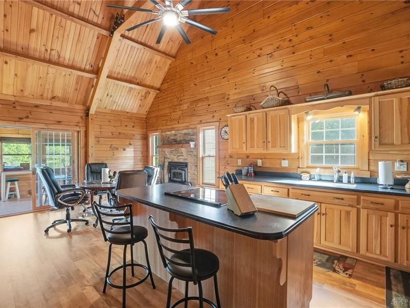 6081 Panhandle Road, Hillsboro, OH 45133 Photo 17