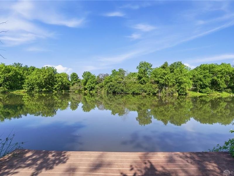 6081 Panhandle Road, Hillsboro, OH 45133 Photo 3