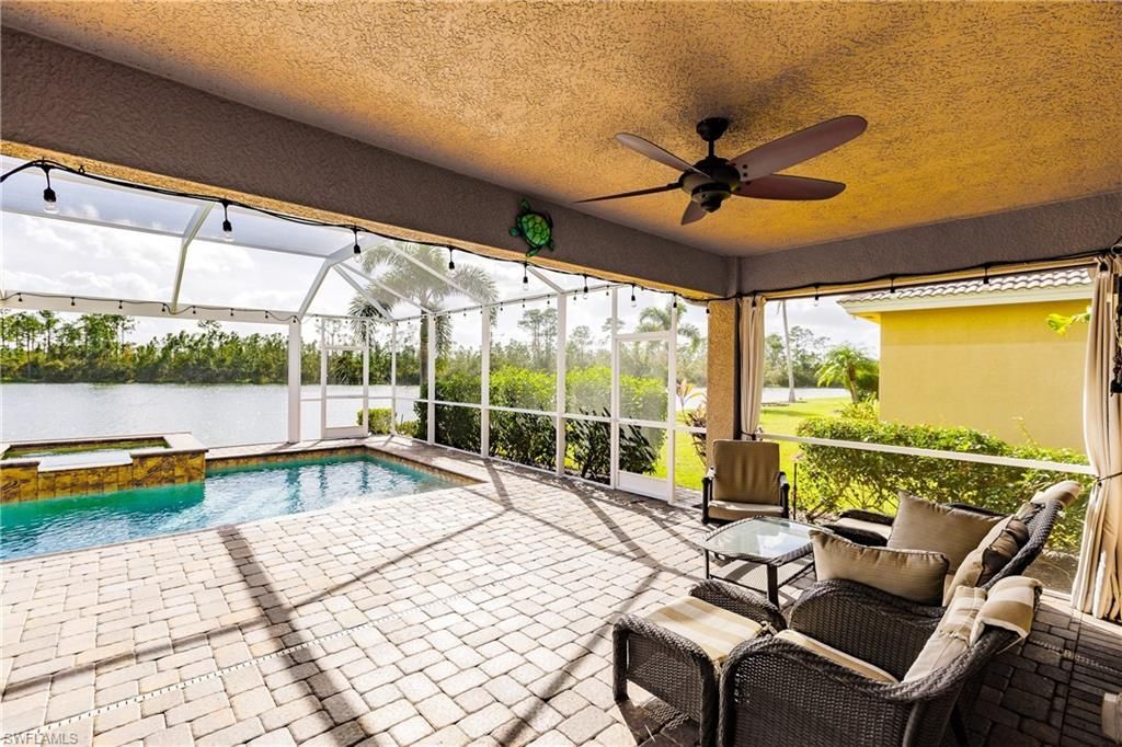 3573 Malagrotta Cir, Cape Coral, FL 33909 Photo