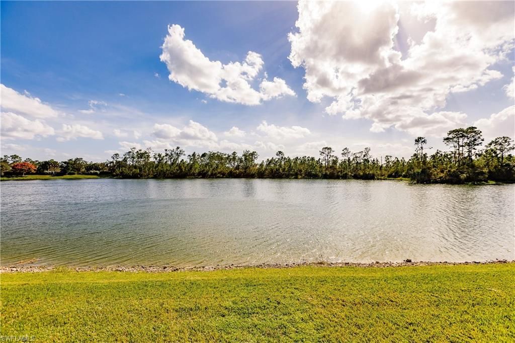 3573 Malagrotta Cir, Cape Coral, FL 33909 Photo