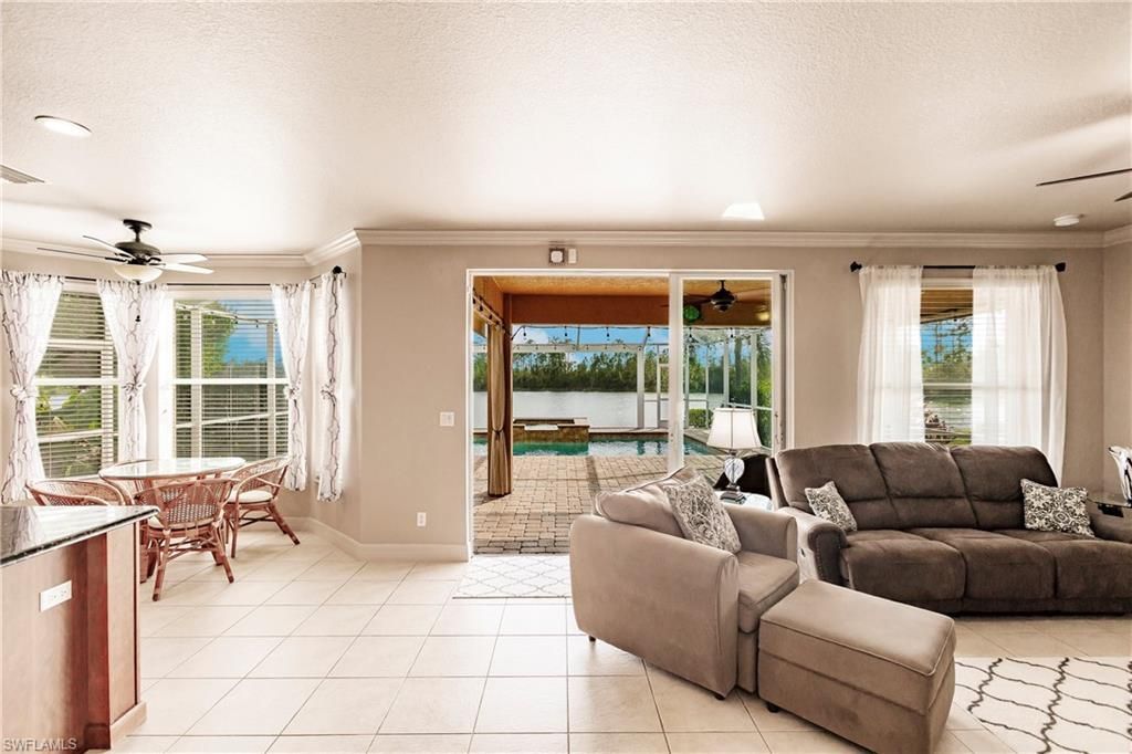3573 Malagrotta Cir, Cape Coral, FL 33909 Photo