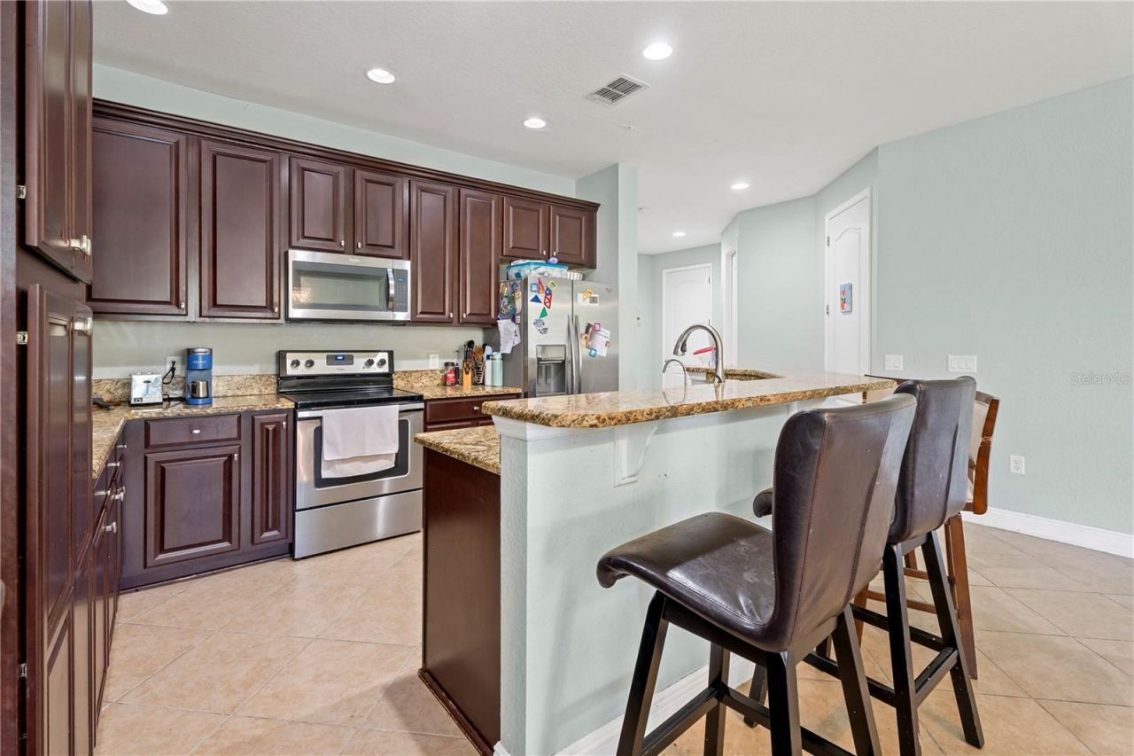 10337 Belfry Circle , Orlando, FL 32832 Photo
