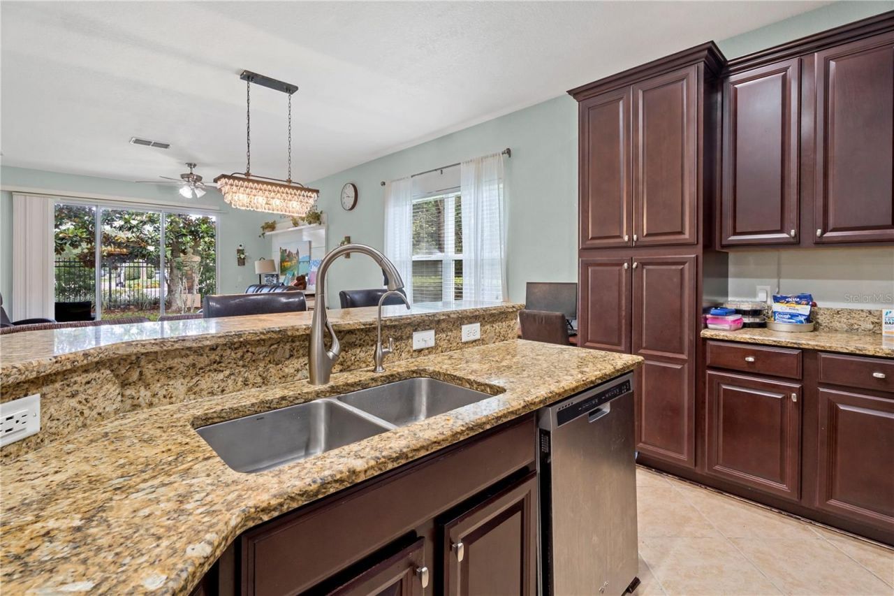 10337 Belfry Circle , Orlando, FL 32832 Photo