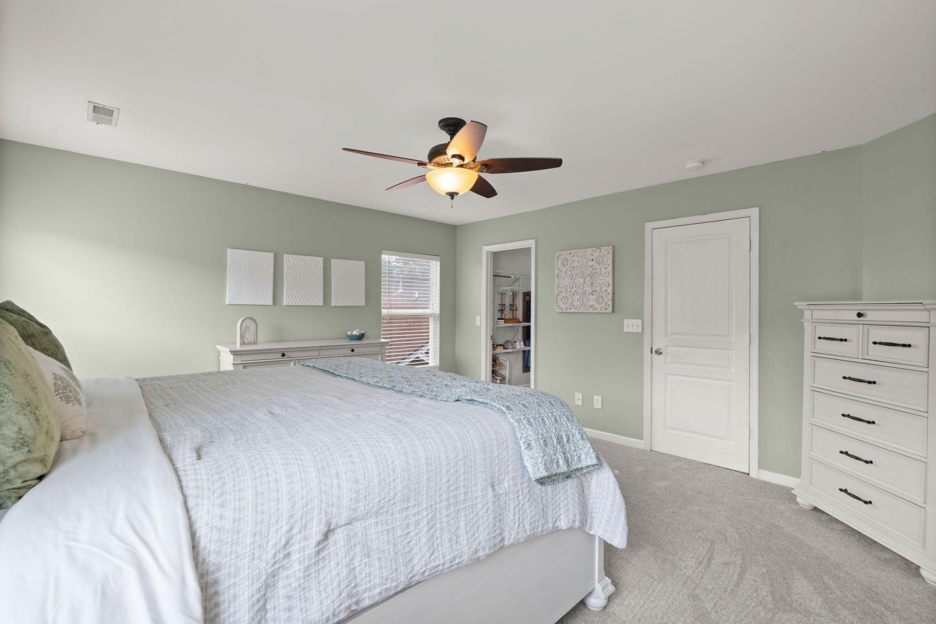 8815 Shadowglen Drive Photo 22