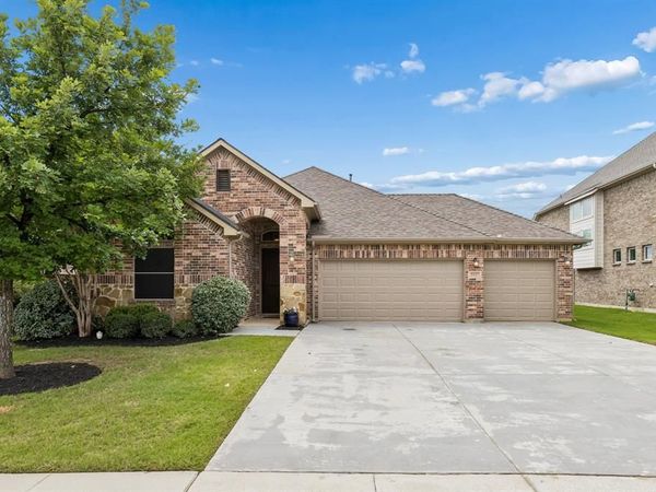 2927 Lakefield Drive, Little Elm, TX 75068
