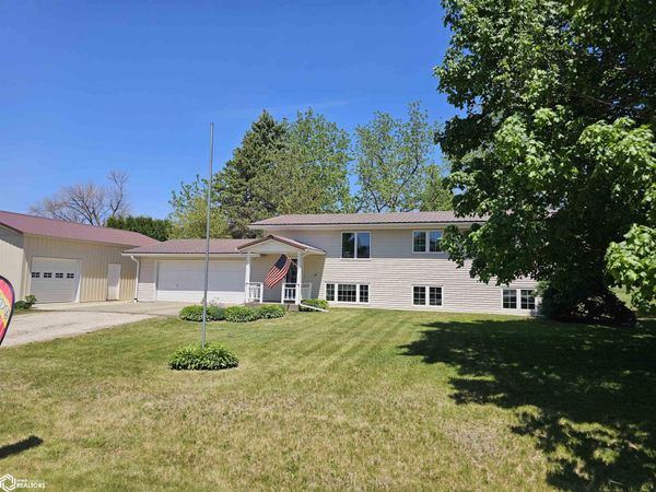 96 Highland Avenue, Dumont, IA 50625