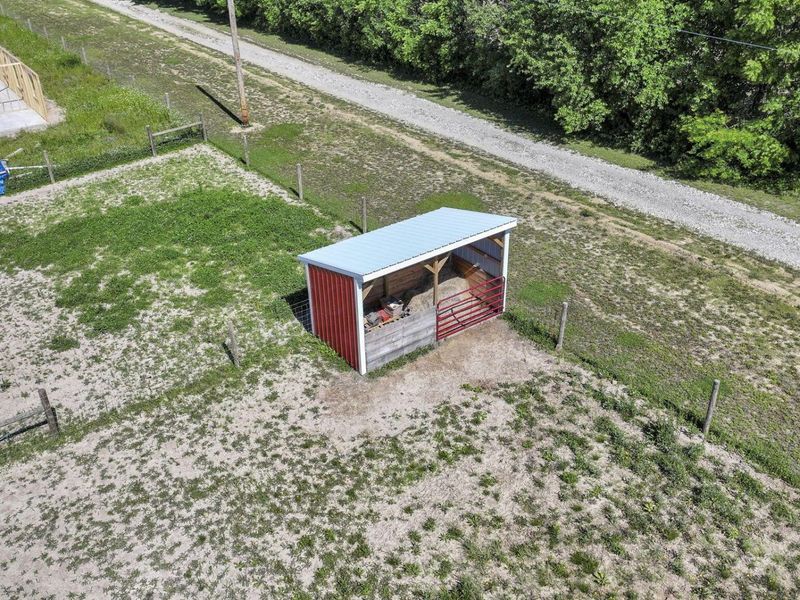 25415 Shoemaker Road , Circleville, OH 43113 Photo 12