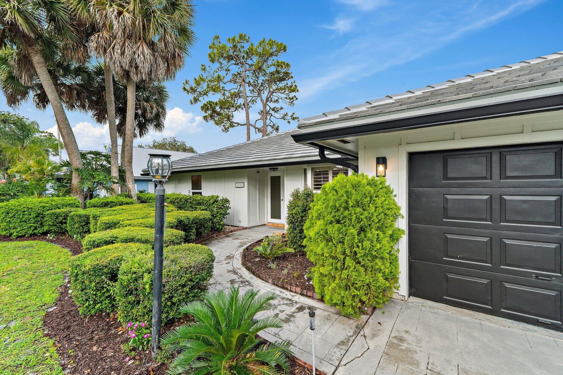 18169 Lake Bend Drive, Jupiter, FL 33458 Photo