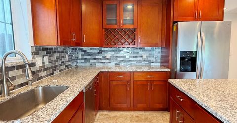 5927 Lemon Park Way, Sacramento, CA 95824 Photo