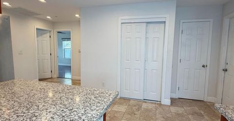 5927 Lemon Park Way, Sacramento, CA 95824 Photo