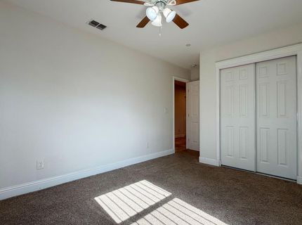 5927 Lemon Park Way, Sacramento, CA 95824 Photo