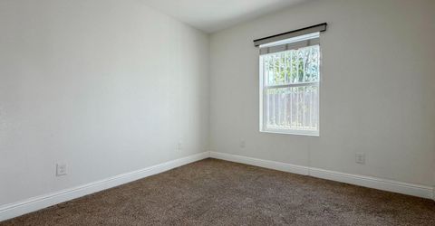 5927 Lemon Park Way, Sacramento, CA 95824 Photo