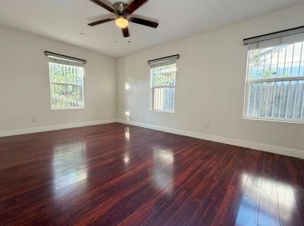 5927 Lemon Park Way, Sacramento, CA 95824 Photo