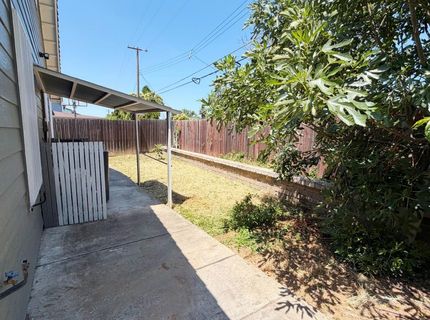 5927 Lemon Park Way, Sacramento, CA 95824 Photo