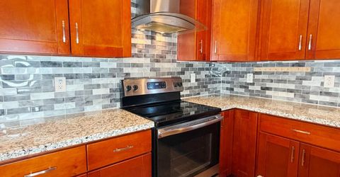 5927 Lemon Park Way, Sacramento, CA 95824 Photo