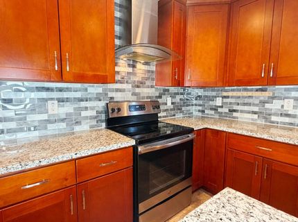 5927 Lemon Park Way, Sacramento, CA 95824 Photo