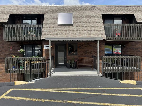 150 Wilshire Drive , Unit 54, Hollister, MO 65672
