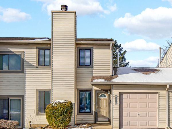 6318 Prideham Street , Downers Grove, IL 60516