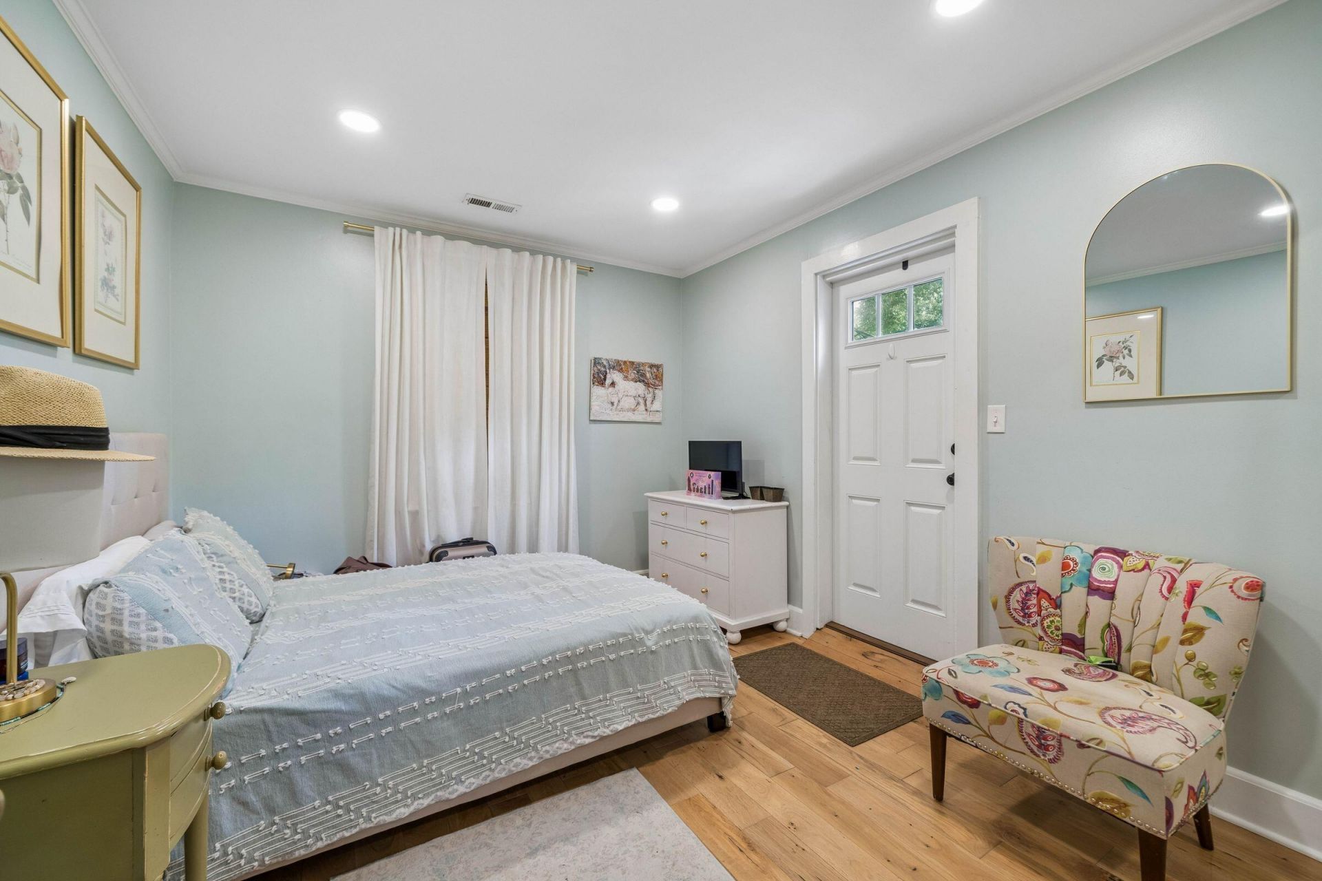 21 Craven Avenue Photo 27