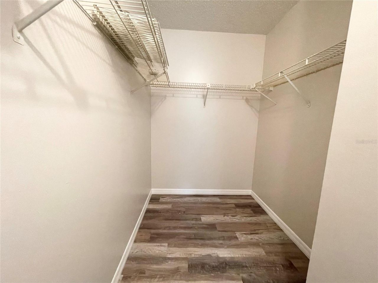 1182 Pine Ridge Circle W, Unit C-2, Tarpon Springs, FL 34688 Photo