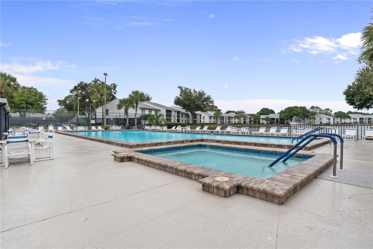 1182 Pine Ridge Circle W, Unit C-2, Tarpon Springs, FL 34688 Photo