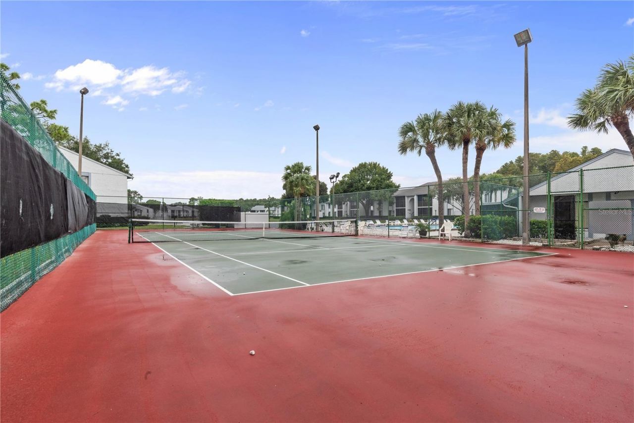 1182 Pine Ridge Circle W, Unit C-2, Tarpon Springs, FL 34688 Photo