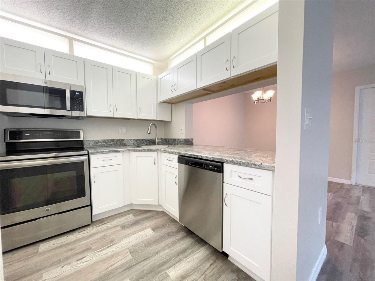1182 Pine Ridge Circle W, Unit C-2, Tarpon Springs, FL 34688 Photo