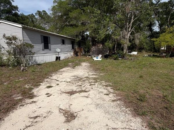 455 455th St, Old Town, FL 32680