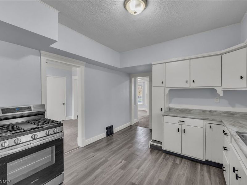 9903 Nicholas Avenue, Cleveland, OH 44102 Photo 13
