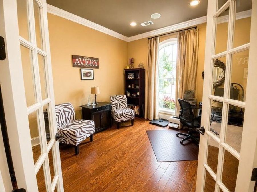 Property Image 6