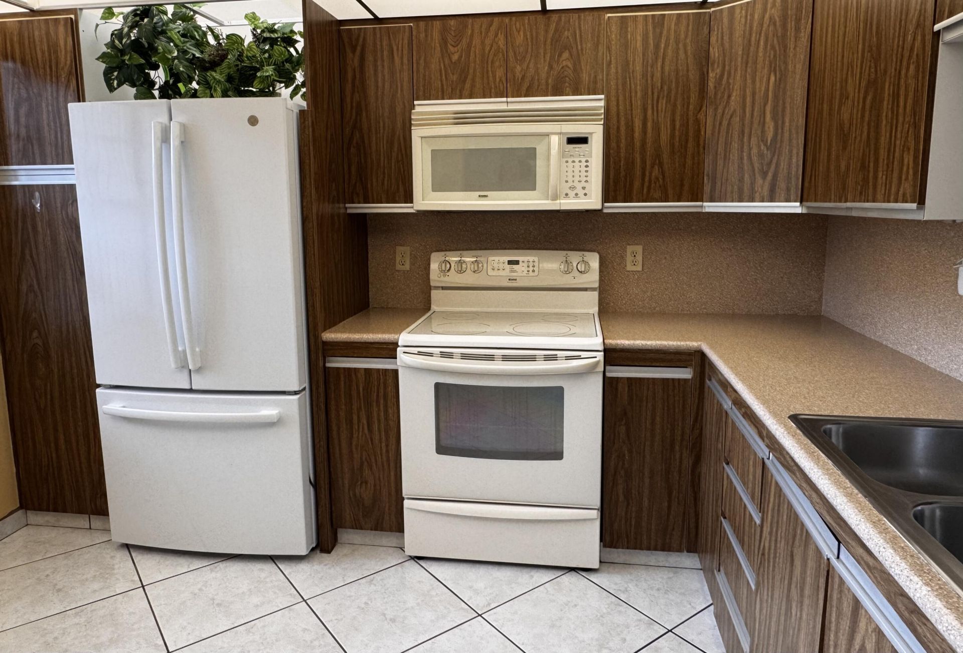 2003 Granada Drive, Unit J2, Coconut Creek, FL 33066 Photo