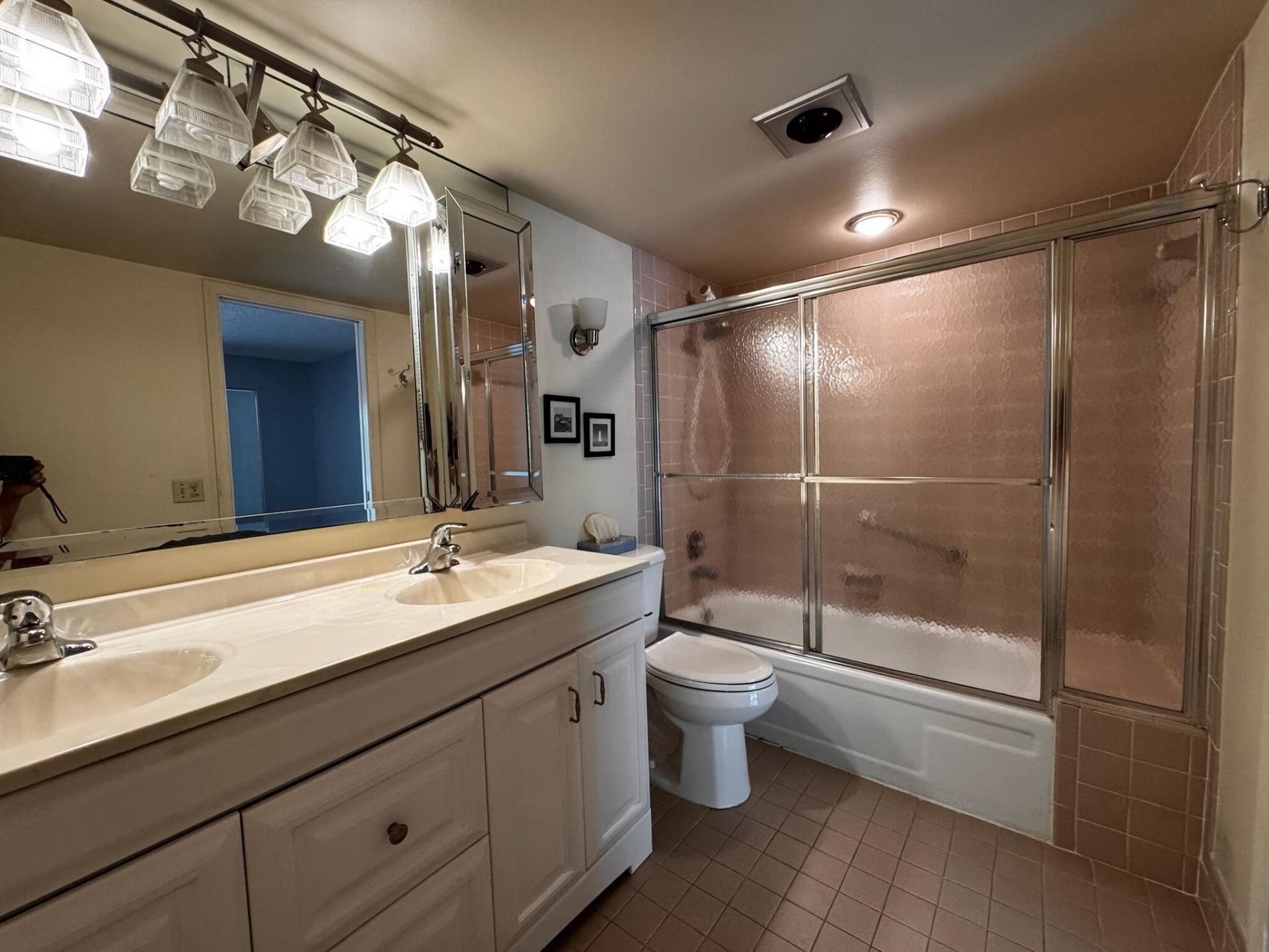 2003 Granada Drive, Unit J2, Coconut Creek, FL 33066 Photo
