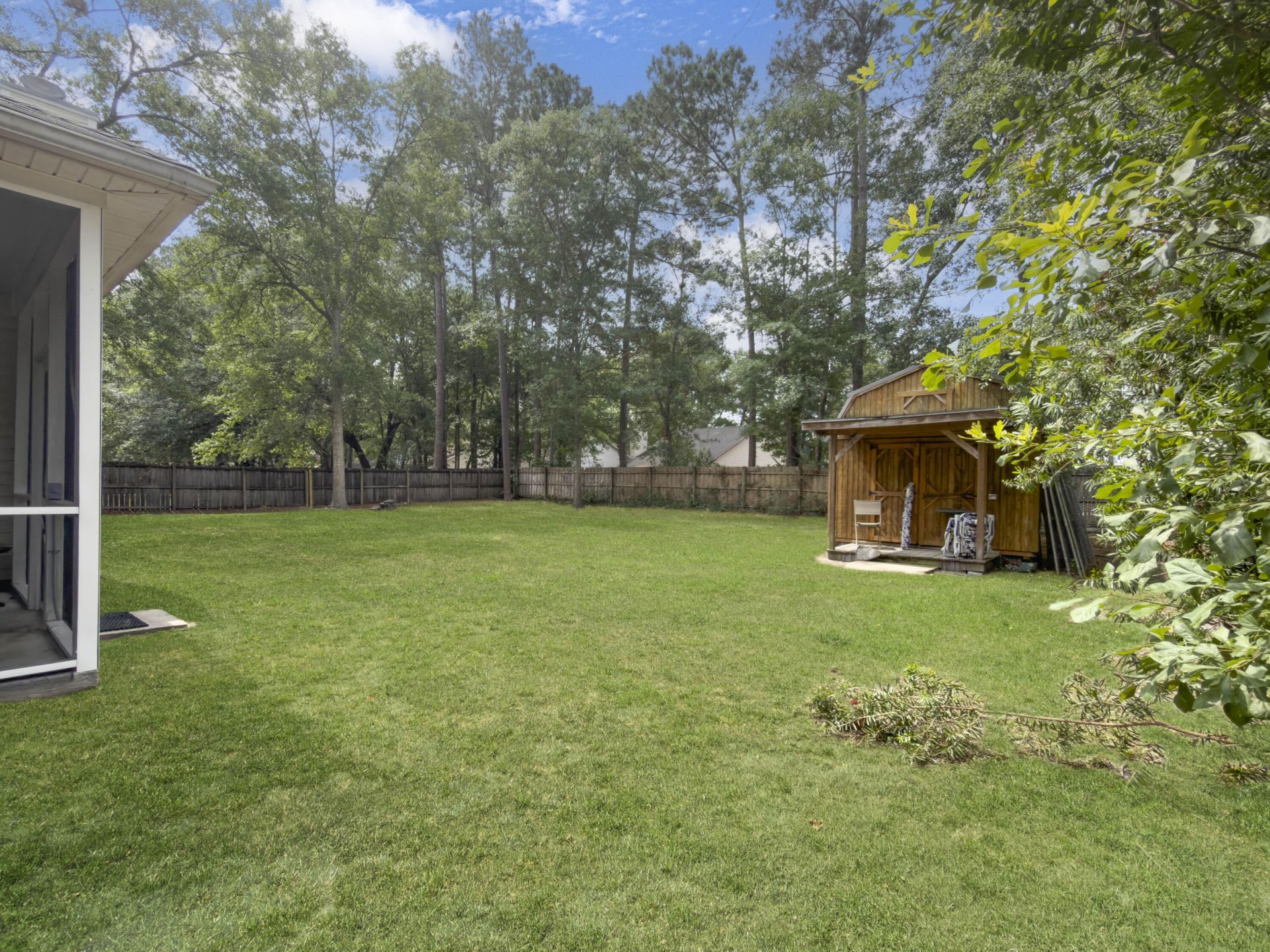 417 Hazel Street Photo 25