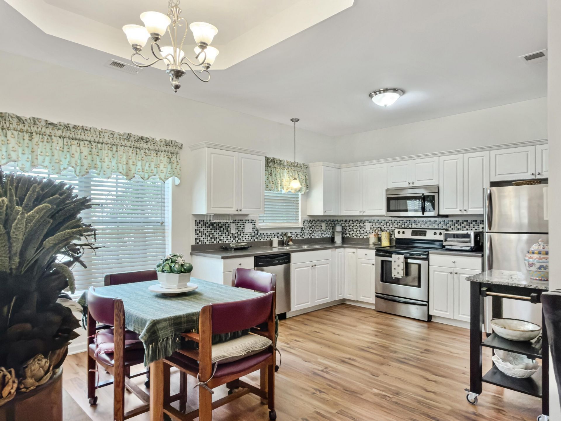 417 Hazel Street Photo 8