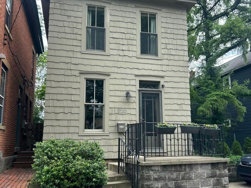 720 Macon Alley , Columbus, OH 43206 Photo 1