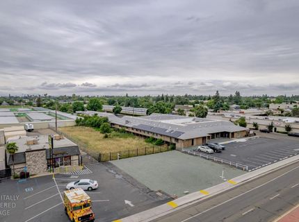 4239 Pacific Ave, Stockton, CA 95207 Photo