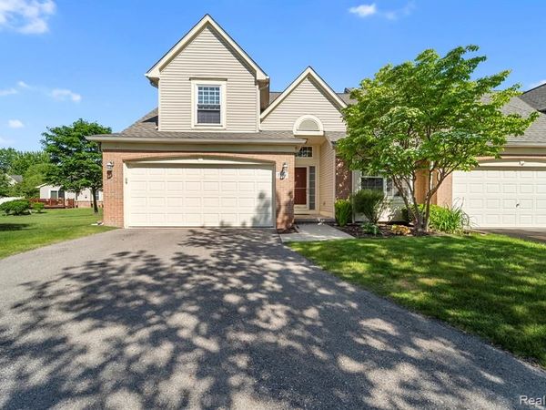 5514 Greenway Drive, Trenton, MI 48183