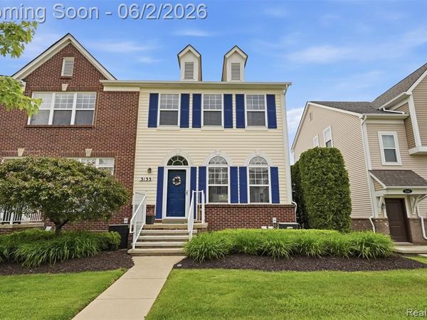 3133 Johanna Ware W, Wixom, MI 48393