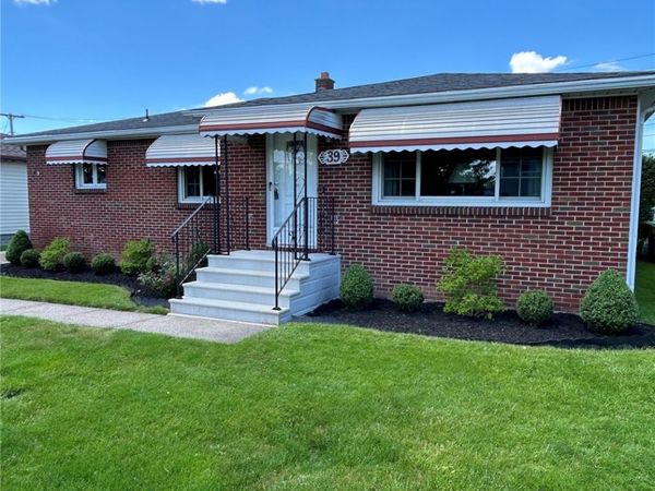 39 Angela Lane, Buffalo, NY 14225