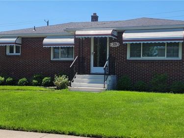 39 Angela Lane, Buffalo, NY 14225