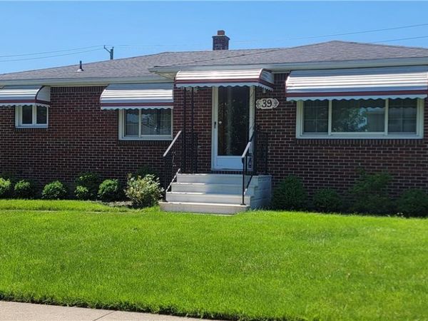 39 Angela Lane , Buffalo, NY 14225