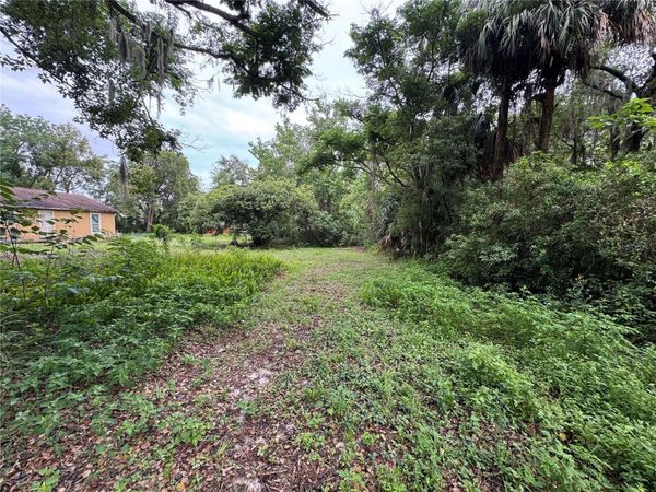 121 EAST STREET , ALTAMONTE SPRINGS, FL 32701