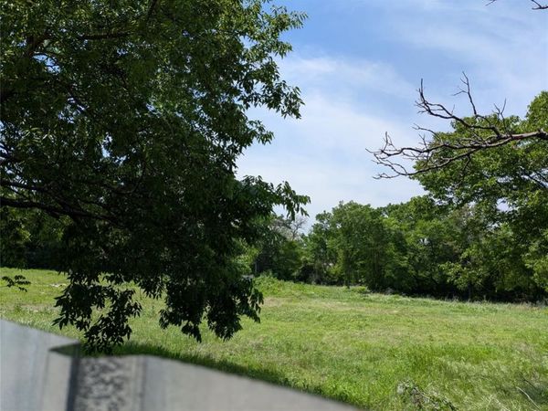 2437 Cedar Crest Boulevard , Dallas, TX 75203