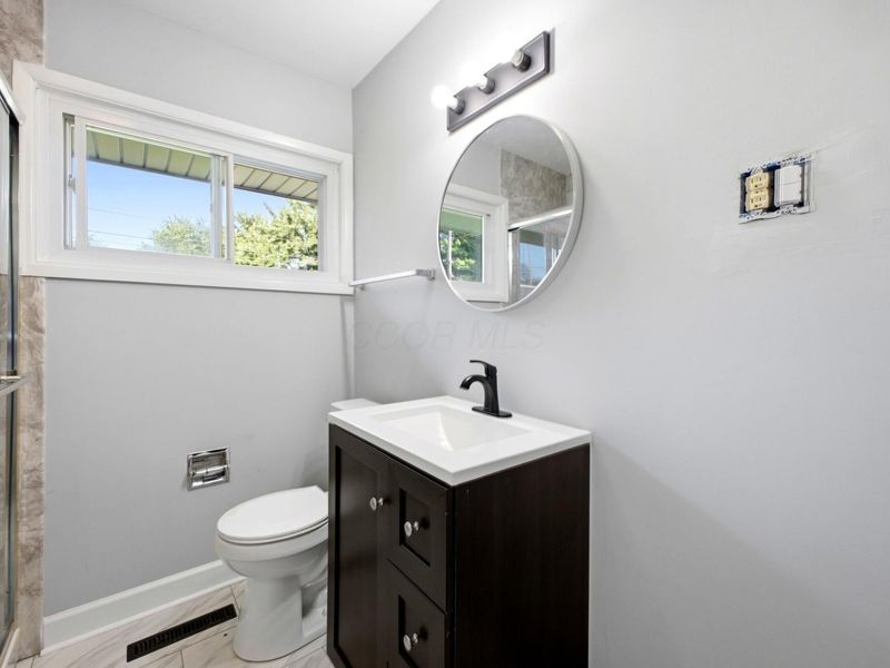 1189 Simpson Drive , Columbus, OH 43227 Photo 25