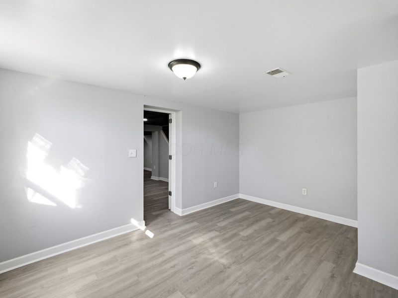 1189 Simpson Drive , Columbus, OH 43227 Photo 32