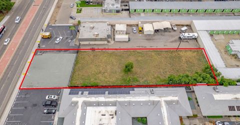 4239 Pacific Ave, Stockton, CA 95207 Photo