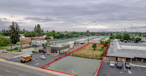 4239 Pacific Ave, Stockton, CA 95207 Photo